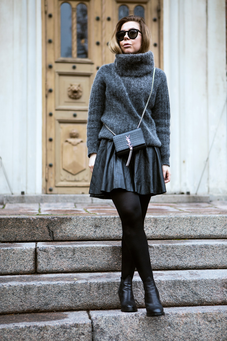 chunky-sweater-and-skirt